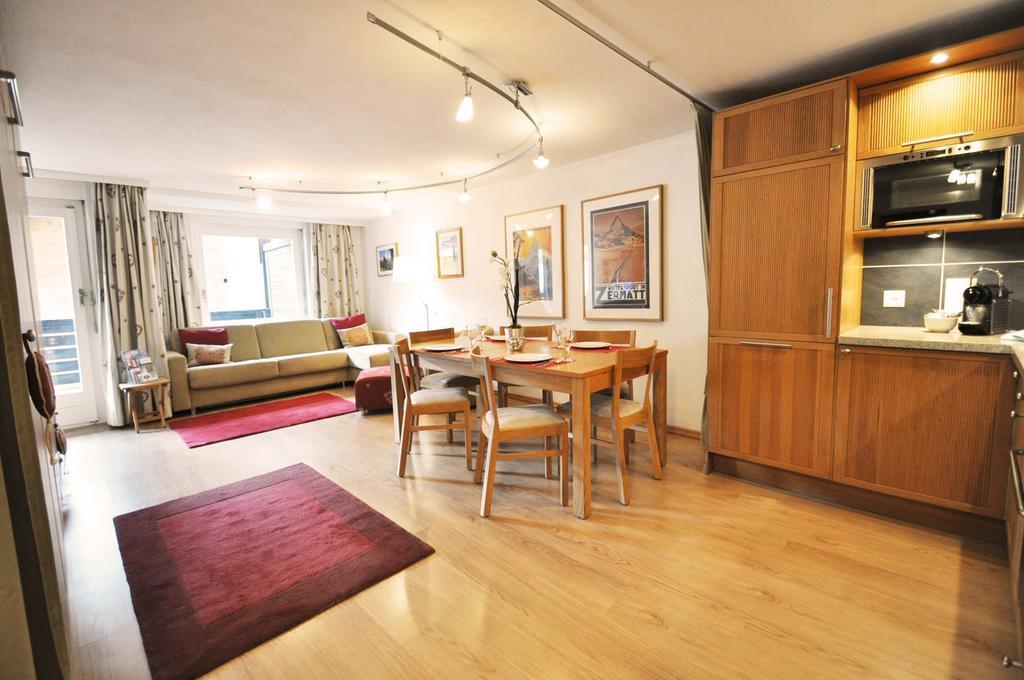 Haus Armina - Apartment Edward Zermatt Quarto foto